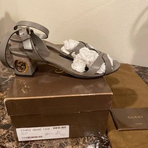 Gucci women sandals It. Sz. 37.5 US Sz.7.5